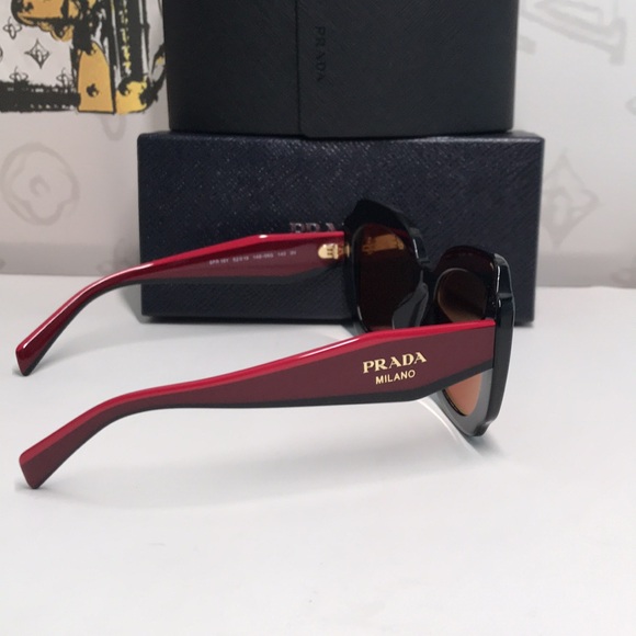 New Authentic Prada Black & Red Sunglasses – Modern Luxury Design PR16Y - Picture 9 of 14